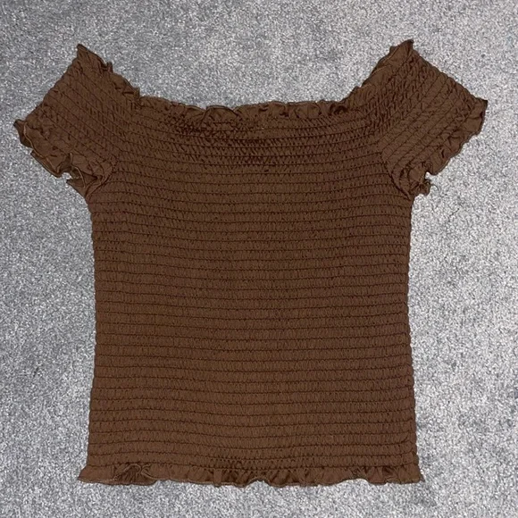 Ardene Ruched Ribbed Brown Tee - Picture 2 of 6